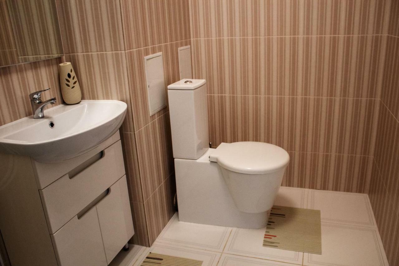 Charming City Center Flat L Self Check-In 基輔 外观 照片